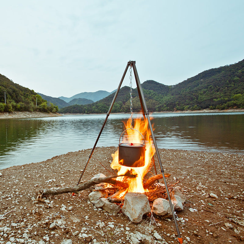 Campfire Tripod Hanging Pot 2